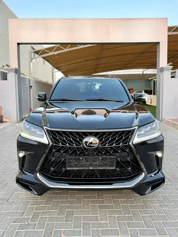 Lexus LX 570 Black Edition 2019 - GCC Specs - Excellent Condition
