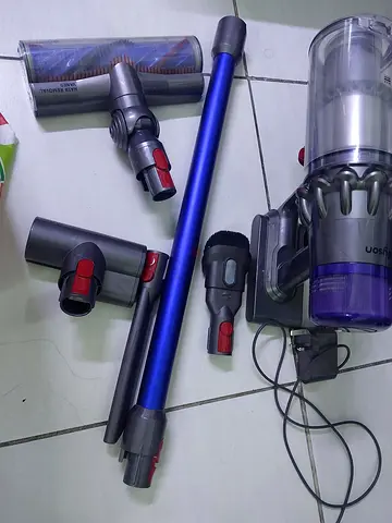 Vacuum dyson v11 perfect condition