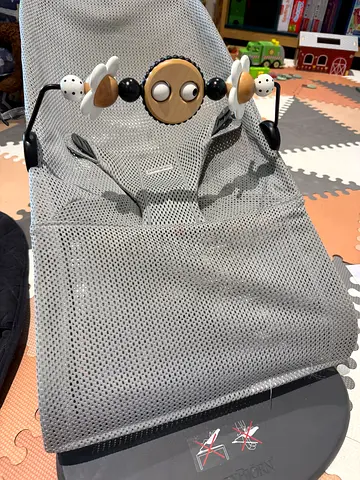 BabyBjorn Bluncer with toy and extra sheets