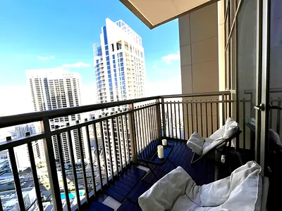 Vacant | 1 bedroom | Unfurnished | High Level