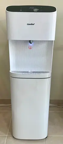 Comfee Freestanding Hot  Cold Water Dispenser — Good Condition