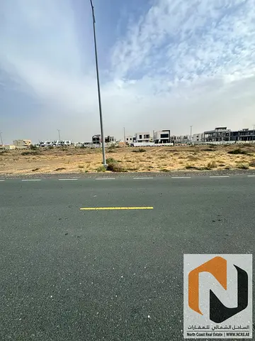 للبيع أرض سكنية – منطقة تلال - أرضي + طابق أول + 50% من السطح
