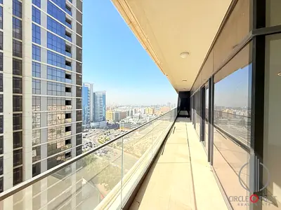 Outstanding Layout! 1BHK With Balcony ! Free Kitchen Appliances