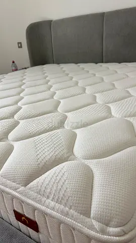 Plush Gel Foam Latex Visco Spring King Mattress - 180x200