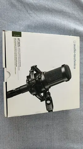 Audio-Technica AT2035 Cardioid Condenser Microphone - Like New
