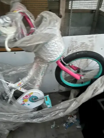 New kids bike for sale