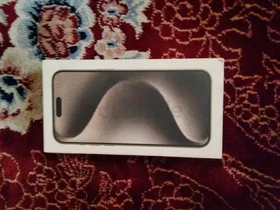 iPhone 15 pro max box