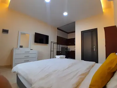 Unfurnished Studio