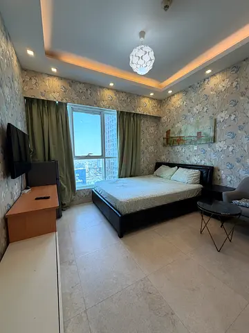 Golf course view private room in Sulafa Tower Marina - No commission