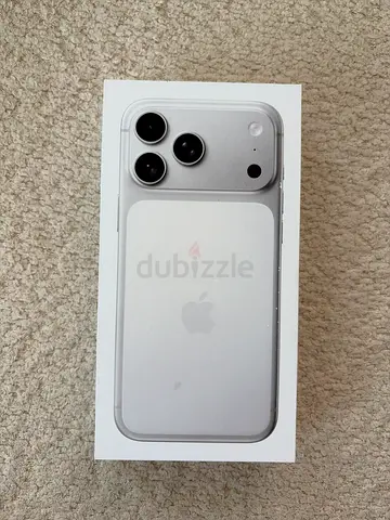 Apple iPhone (boxed) - Silver, 1TB open box but not active guaranteed
