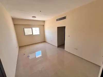 تااني سااكن بنايه جديده موقع متميز جدل ومناسب للجميع مع صيانه فري بنايه عائلات فقط