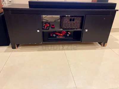 Free tv stand