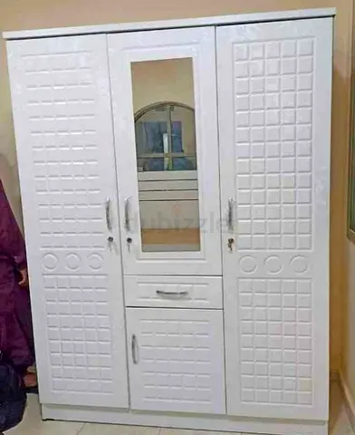 Wardrobe Almost New Stock New
