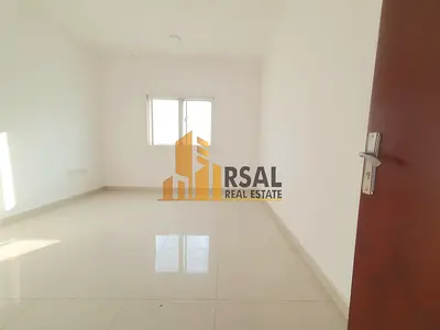 SPACIOUS 2BHK APARTMENT || Hot Offer || Prime Area || School Area ||