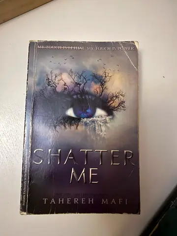 Shatter Me  Unravel Me book by Tahereh Mafi