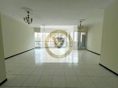 شقة فاخره وواسعه 3 غرف وصالة مع غرفه خادمه | إطلاله مفتوحة  تكييف + شهر مجاني قرب مخرج دبي