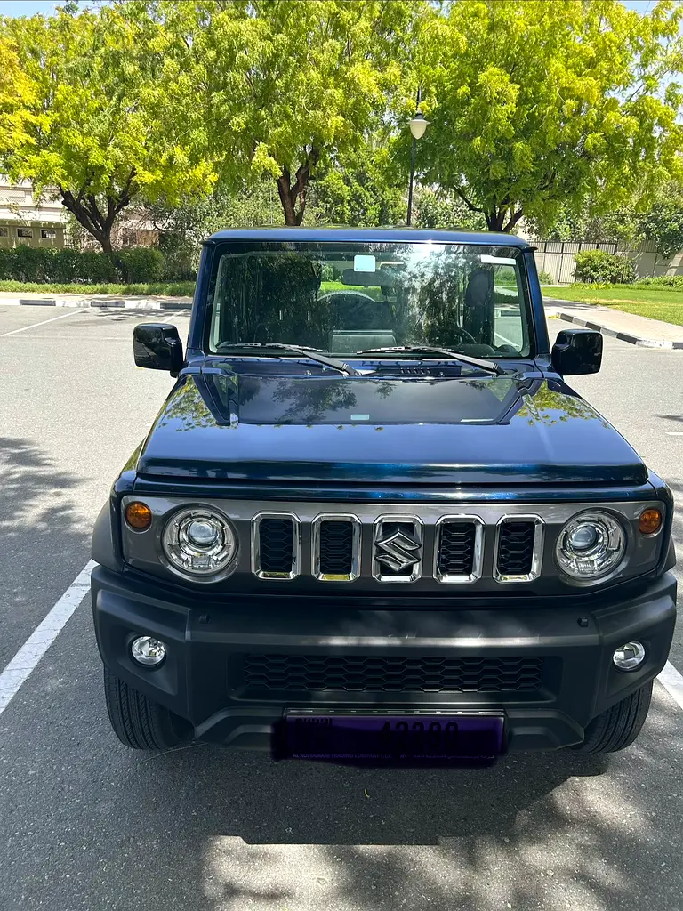 Suzuki Jimny 2024 — photo 1 of 15