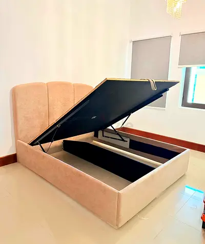Brand New Queen Size Hydrolic Storage Bed For Sale