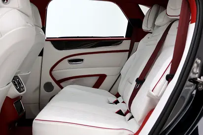 2021 Bentley BENTAYGA — миниатюра 17