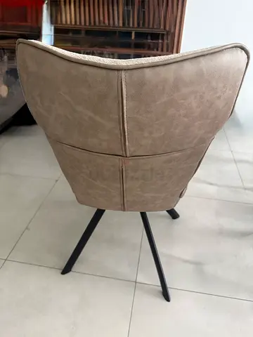 Dining chairs