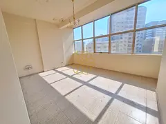 1 bhk Ac free available Exit to Dubai