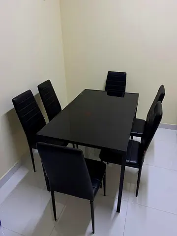 Black Glass Top Dining Table with 6 Matching Chairs - Good Condition