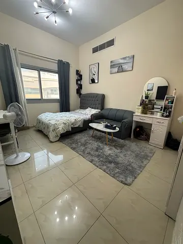Fully furnished Couple/ Family Room available
