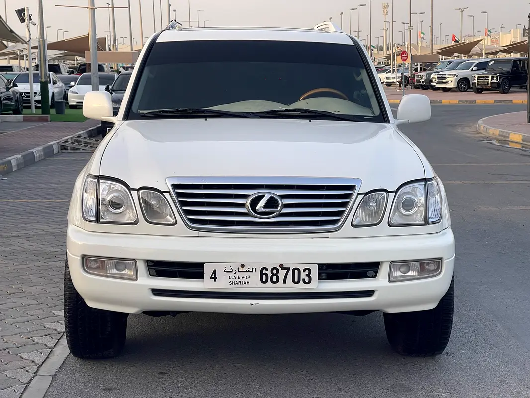 Lexus LX-Series 2006 — photo 1 of 20