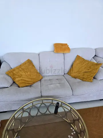 Sofa in excellent condition