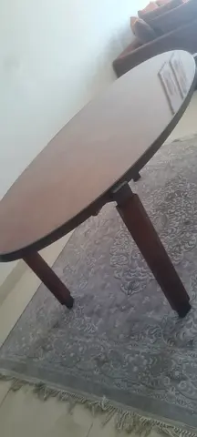 طاولة سفرا كبيرة