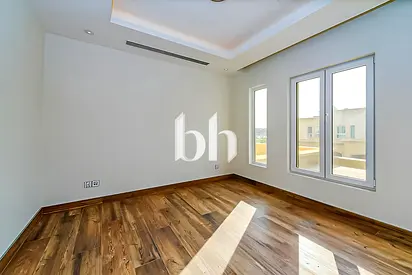 2E | Luxury Upgrades | Extended | Kitchen Equipped
