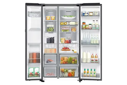 SAMSUNG Spacious Side-by-Side Refrigerator - Well Maintained with ICE MAKER