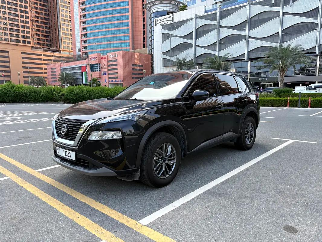 Nissan X-Trail 2025 — photo 1 of 17
