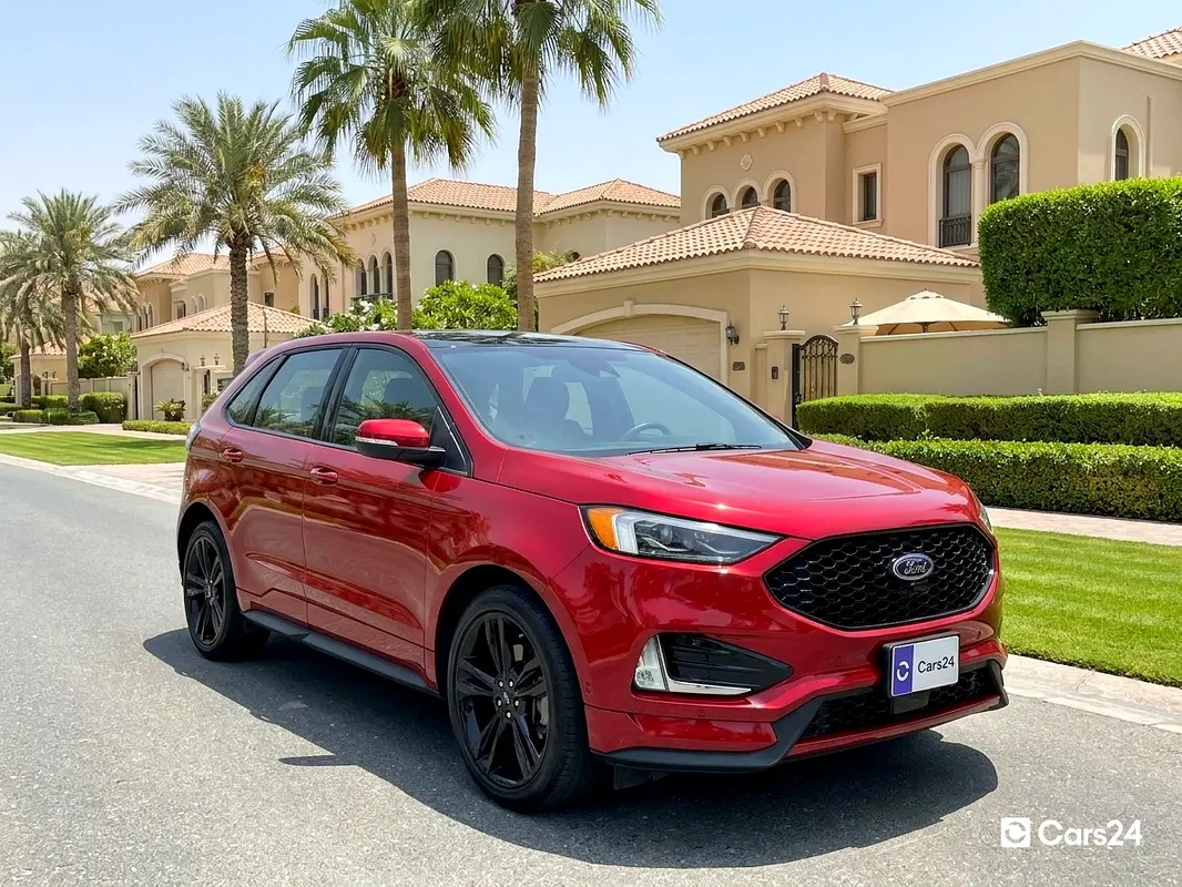 Ford Edge 2023 — photo 1 of 13