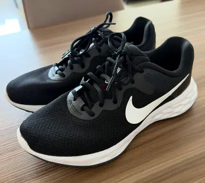 Nike running shoes - black/white, used, size 40,5 eu