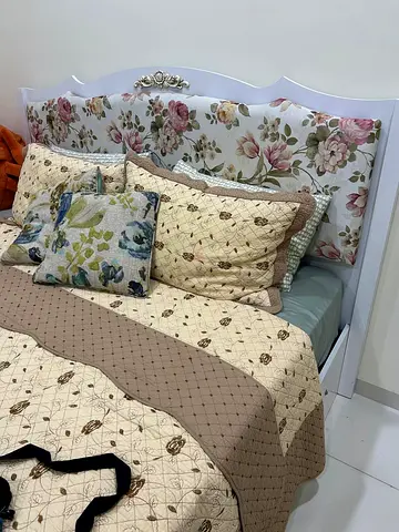 White Floral Upholstered Headboard Bed Frame - Queen (with mattress)