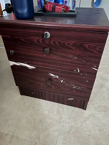4 pieces small wooden and 1 piece wood/metal bedside cabinet / 2-drawer - used