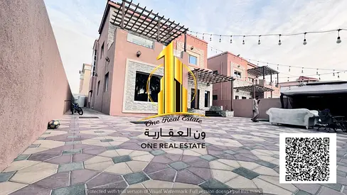 فيلا فاخرة للبيع في الروضة 3 بموقع استراتيجي مميز قريب من شارع الشيخ عمار