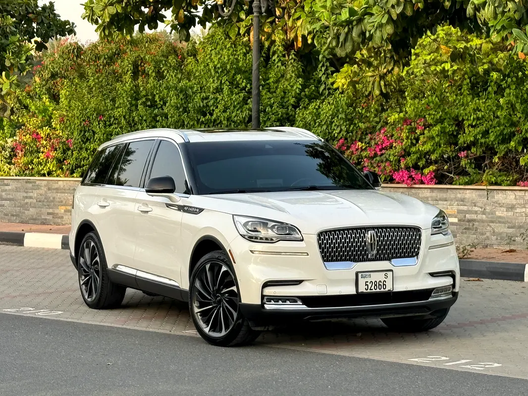 Lincoln Aviator 2020 — photo 1 of 20