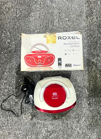 Roxel Boombox Radio CD Player with Bluetooth (Used)