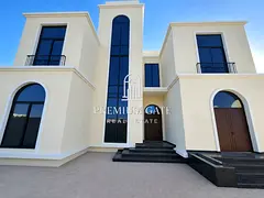 5BR | Brand new | Majlis | Prime location | Maids