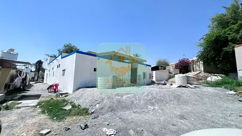للايجار سكن موظفين أو عمال بالخران رأس الخيمة.