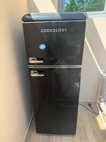 Defective Cookology fridge/freezer