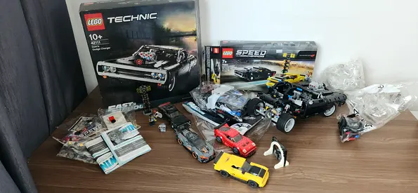 [URGENT SALE - CASH ONLY] Mixed LEGO Technic and Speed car sets + loose parts - used