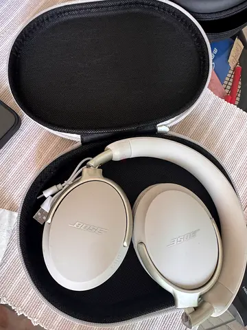 BOSE HEADPHONES