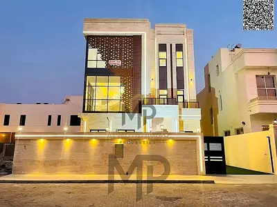 فيلا تصميم أندلسي تشطيب فاخر مع مسبح و روف على مساحة أرض 4300 قدم. تملك حر لجميع الجنسيات