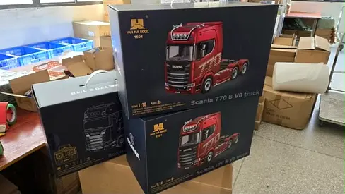 SCANIA 770 S” Licensed 1:18 Truck - HUI NA