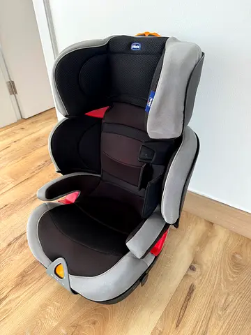Chicco KidFit Highback Booster Car Seat - Good Condition