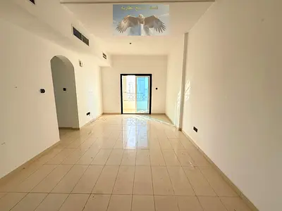 اجمل اطلالة غرفة وصالة | بلكونة باطلالة بحرية | باركين مجانا | جيم مسبح مجانا | الغرفة ماستر