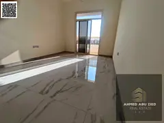 Luxury second-tenant apartment for rent. Master bedroom, very spacious hall, equipped kitchen, 2 ba